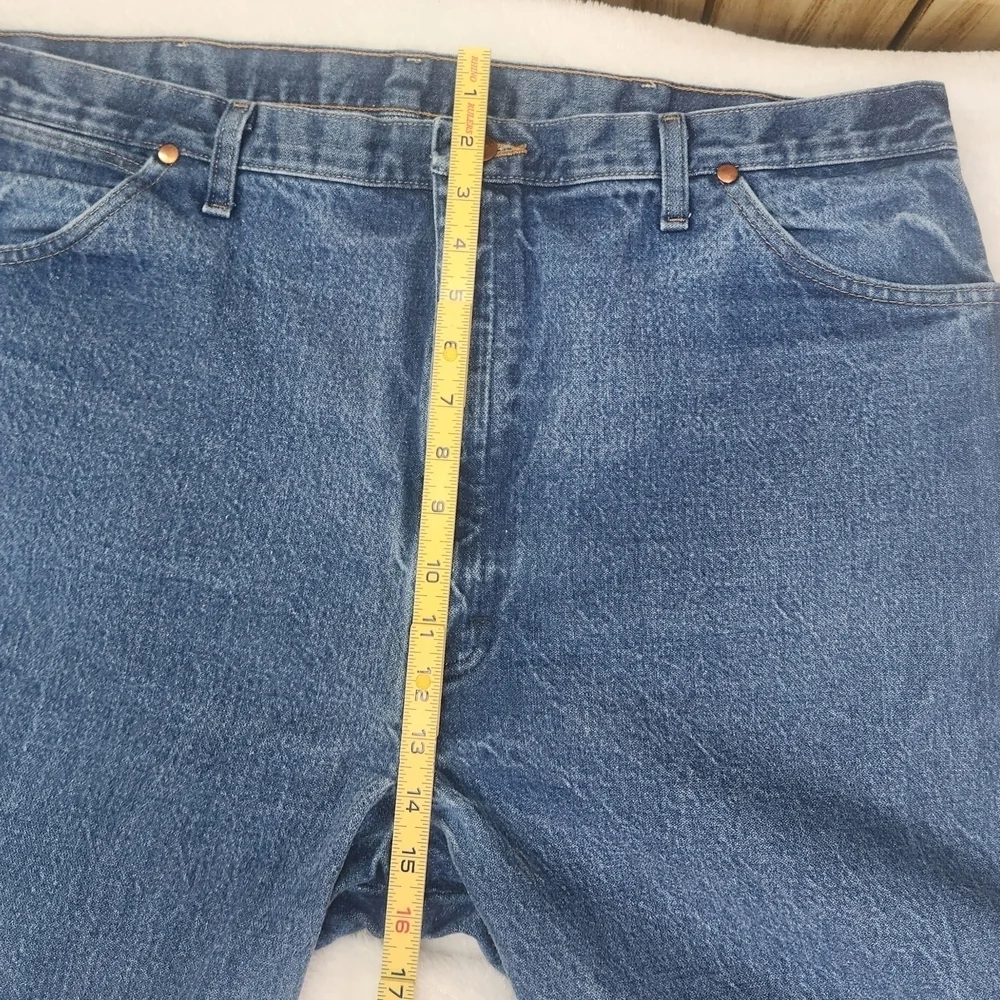 Wrangler Men's Straight Leg Blue Jeans